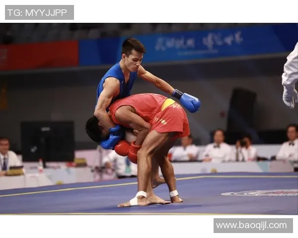 萨基利斯与米兰激战正酣谁能在这场对决中笑到最后 萨基利斯与米兰激战正酣谁能在这场对决中笑到最后